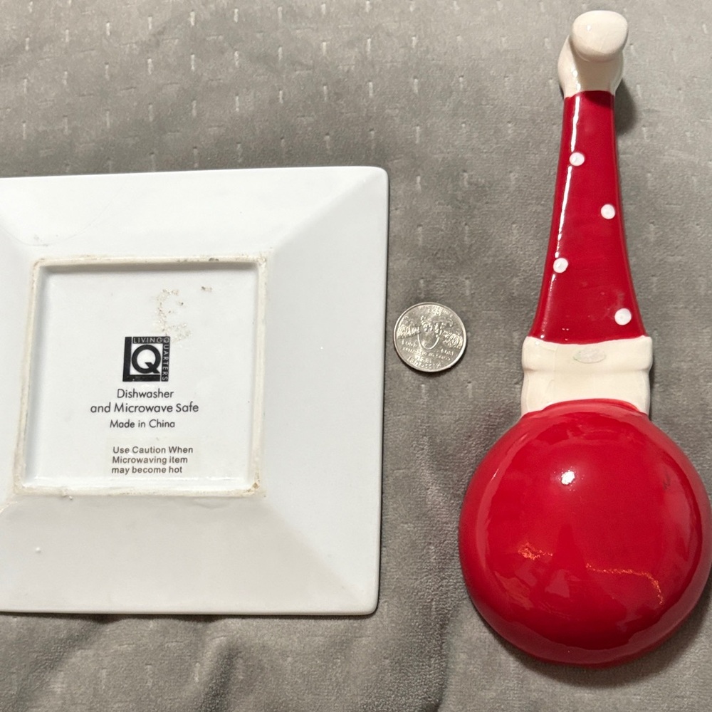Festive Santa Spoon and Holiday Plate Set - Picture 2 of 2
